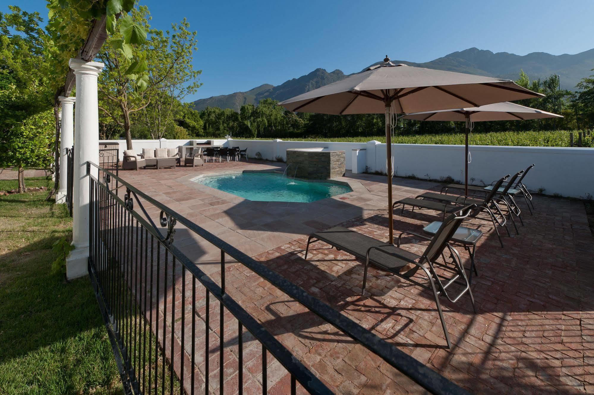 La Galiniere Guest Cottages Franschhoek Exterior foto