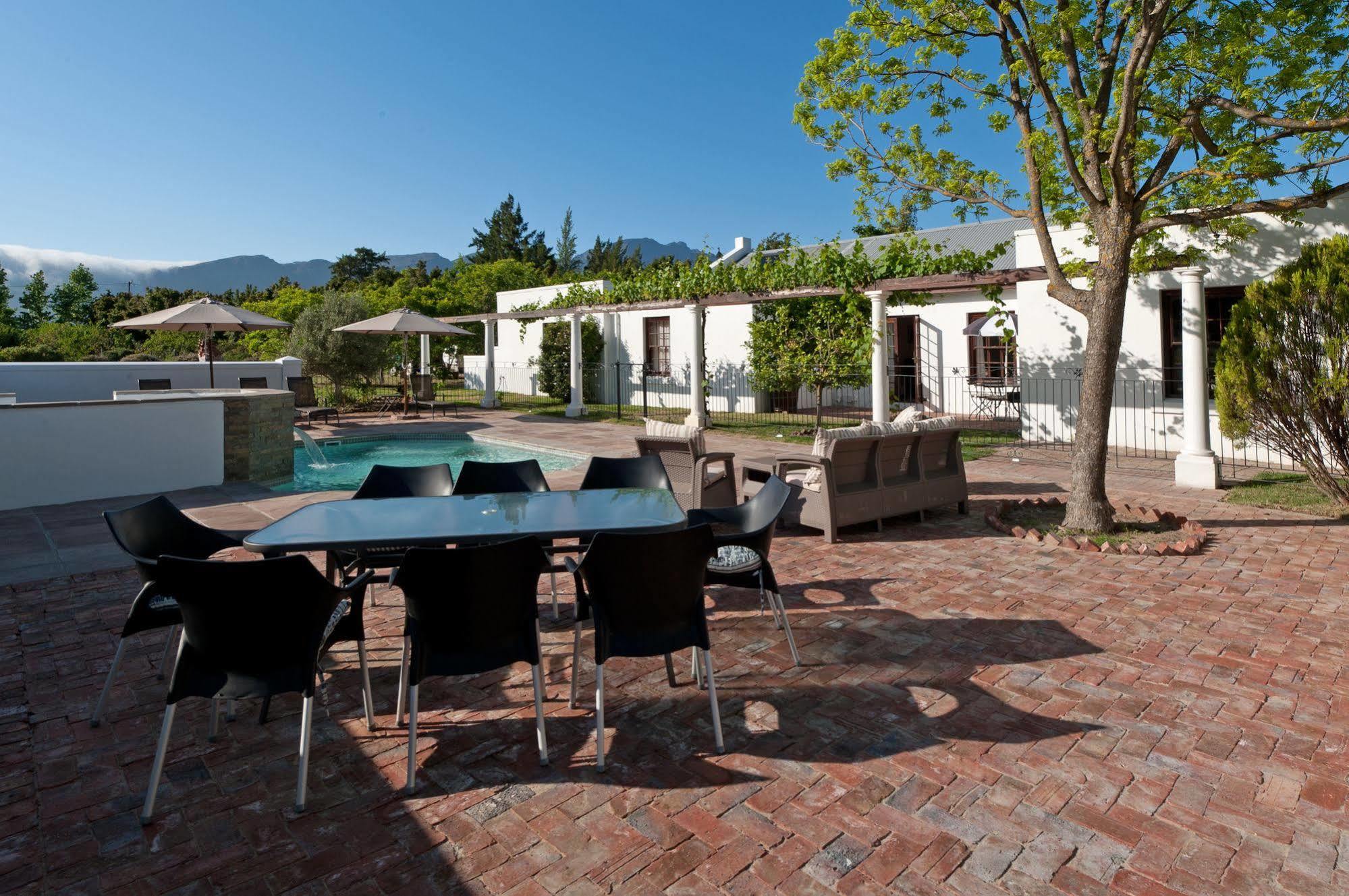 La Galiniere Guest Cottages Franschhoek Exterior foto